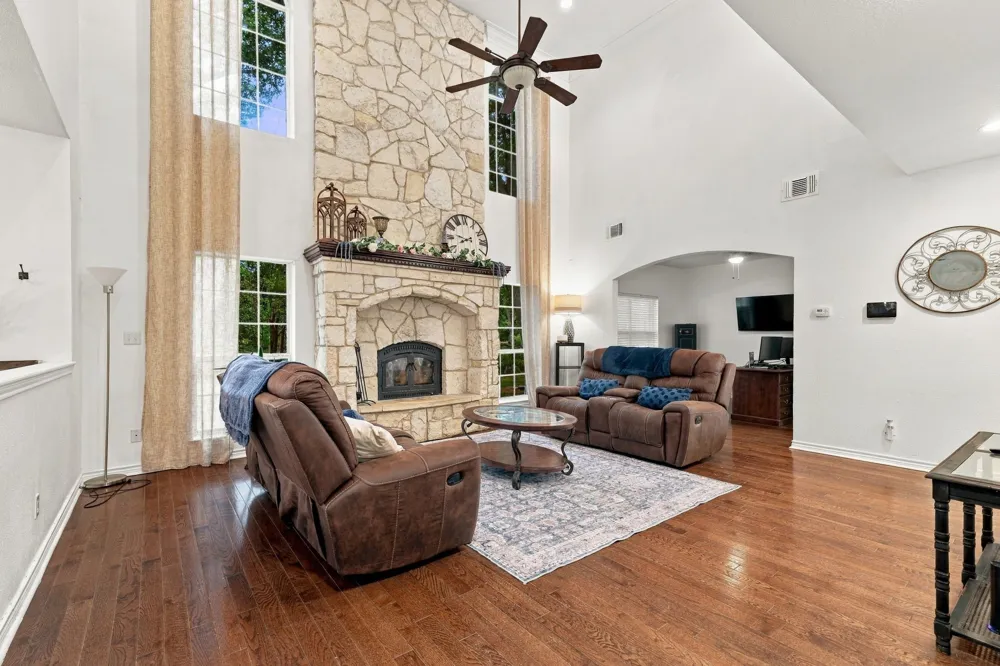 74 Meadow Hill Lane Sherman, TX 75090