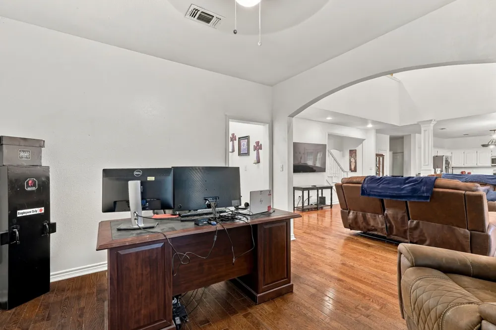 74 Meadow Hill Lane Sherman, TX 75090