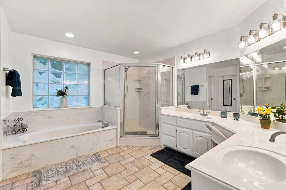 74 Meadow Hill Lane Sherman, TX 75090