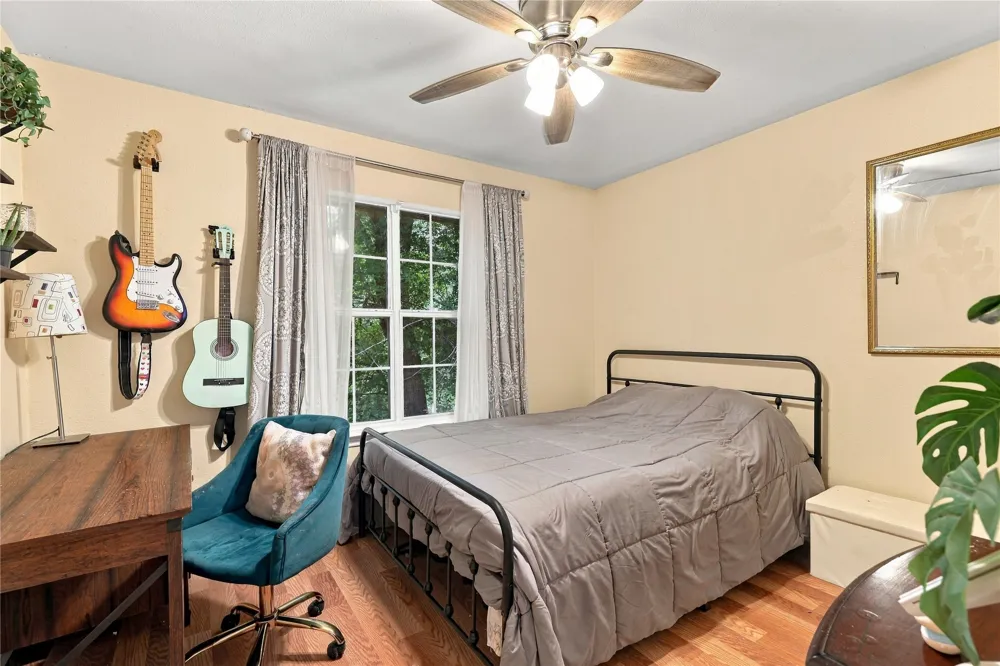 74 Meadow Hill Lane Sherman, TX 75090