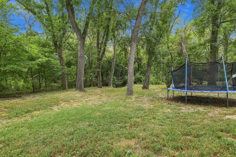 74 Meadow Hill Lane Sherman, TX 75090