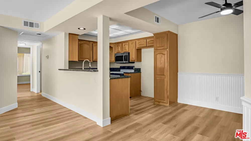 75 Carriage Way Pomona, CA 91766