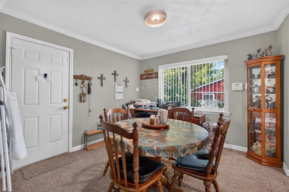 165 Pecan Cove Lane Onalaska, TX 77360