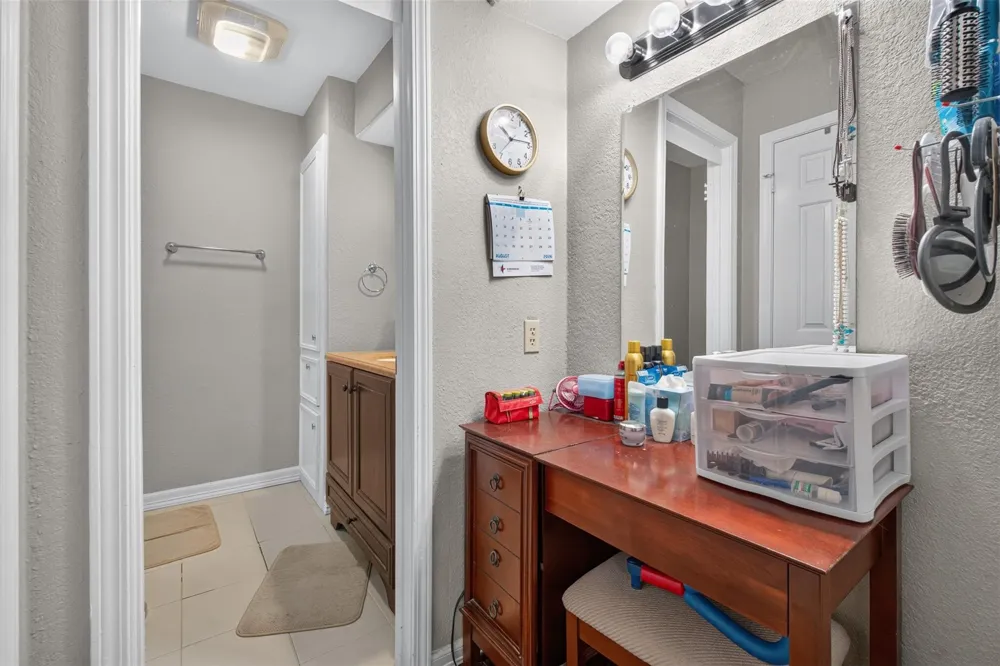 165 Pecan Cove Lane Onalaska, TX 77360