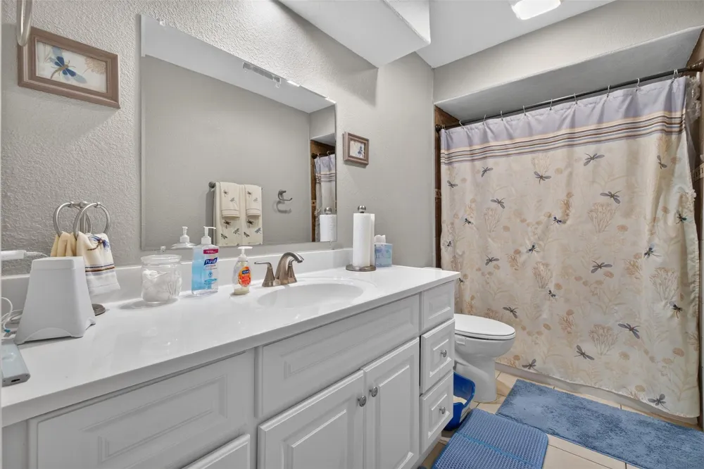 165 Pecan Cove Lane Onalaska, TX 77360