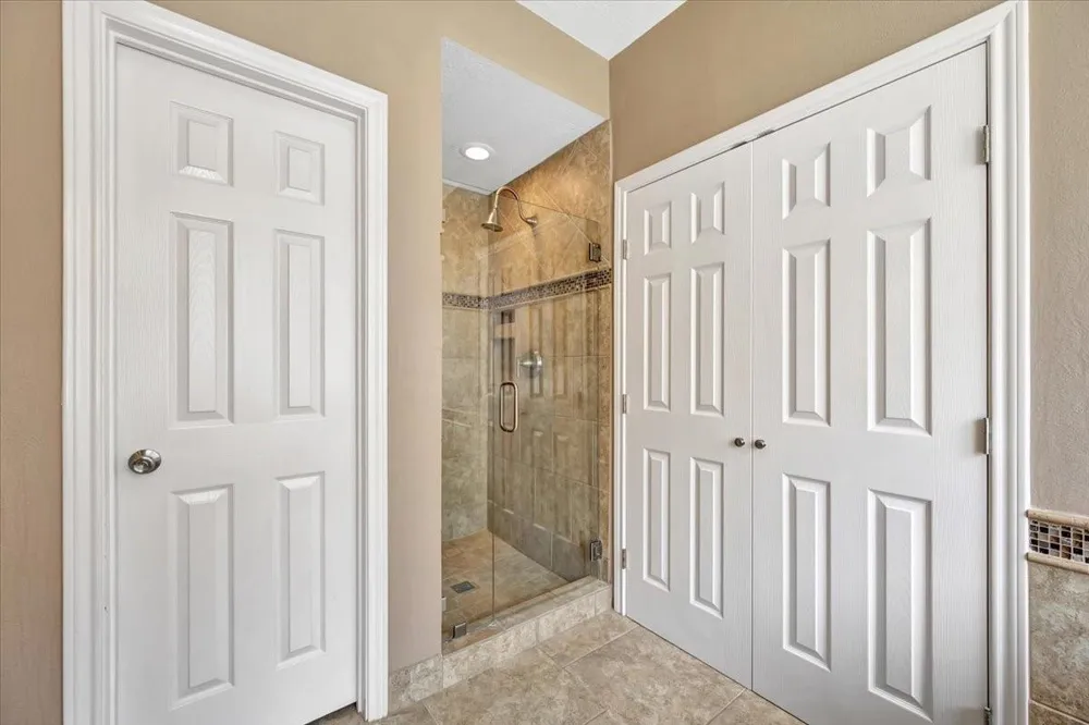 1350 Remington Crest Drive Houston, TX 77094