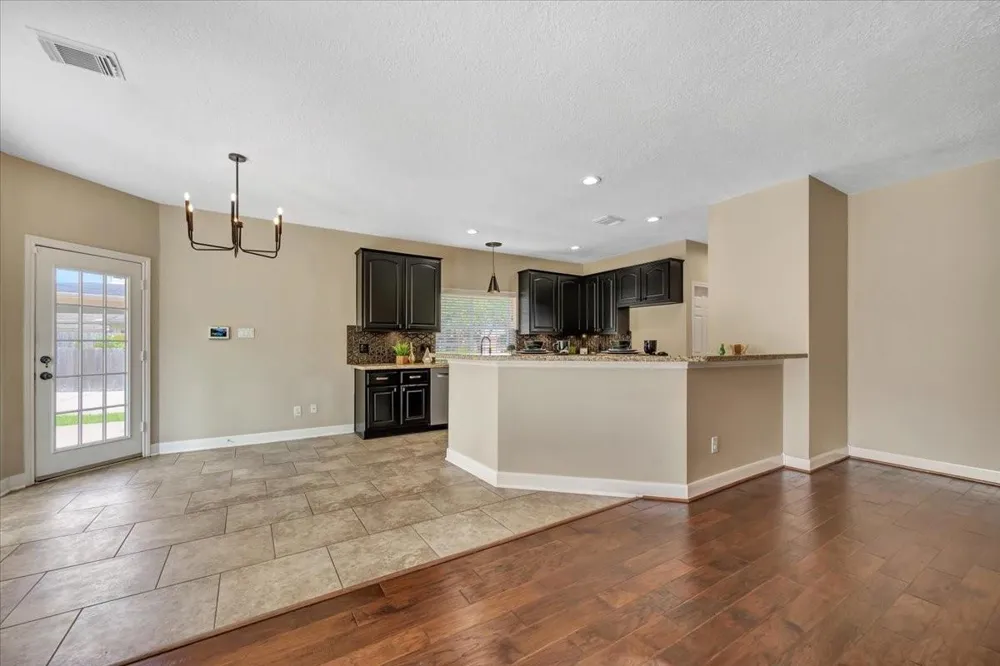 1350 Remington Crest Drive Houston, TX 77094