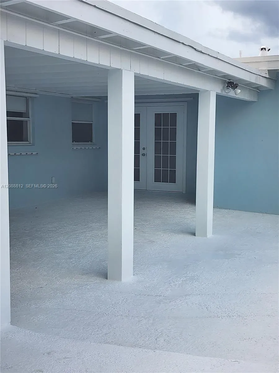 9301 SW 54th St Miami, FL 33165