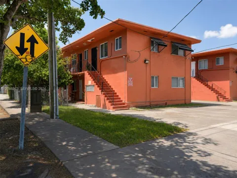 500 SW 3rd St