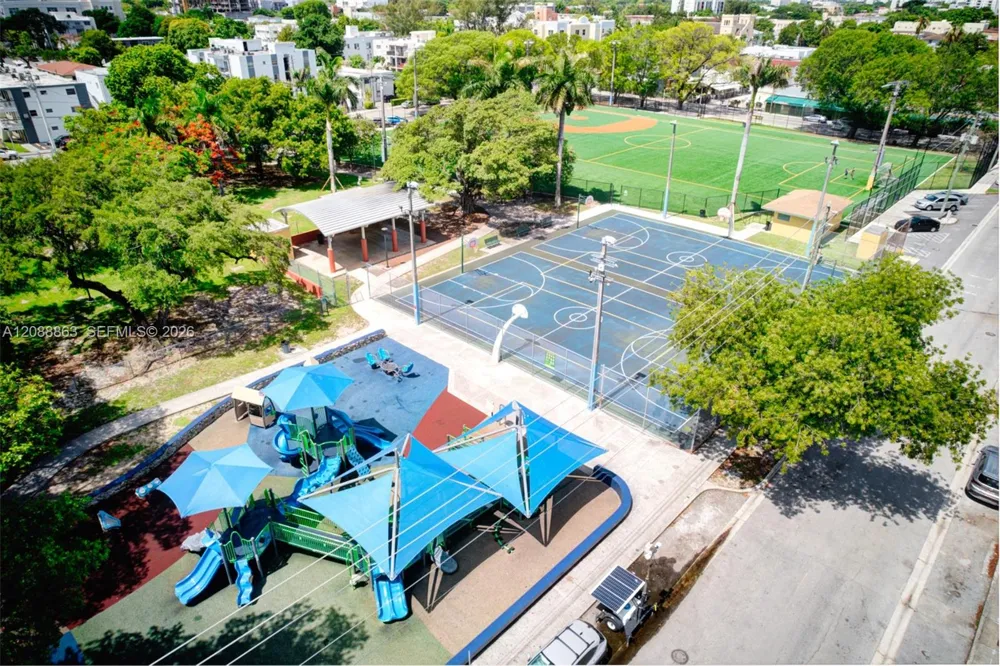 500 SW 3rd St Miami, FL 33130