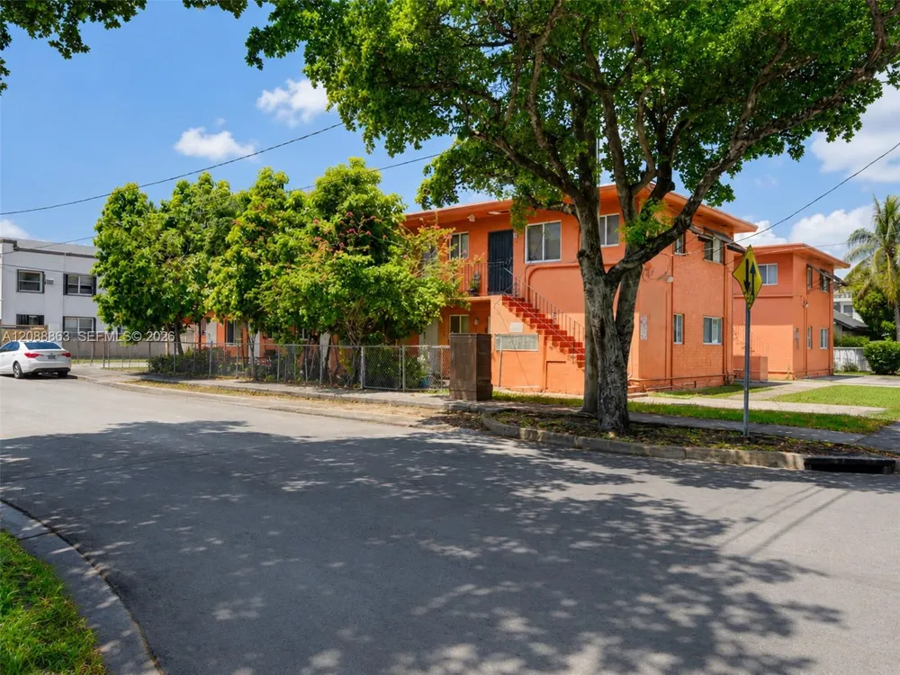 500 SW 3rd St Miami, FL 33130