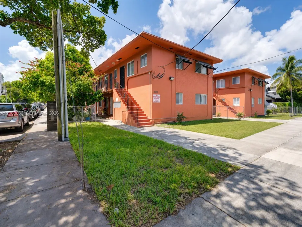 500 SW 3rd St Miami, FL 33130