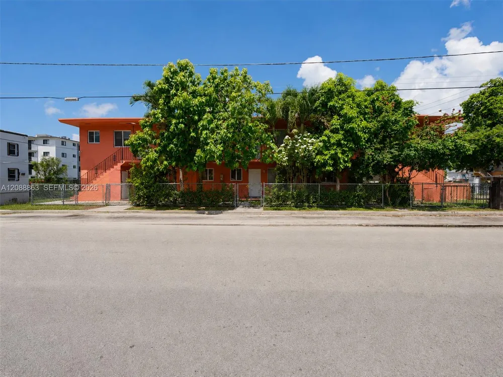 500 SW 3rd St Miami, FL 33130