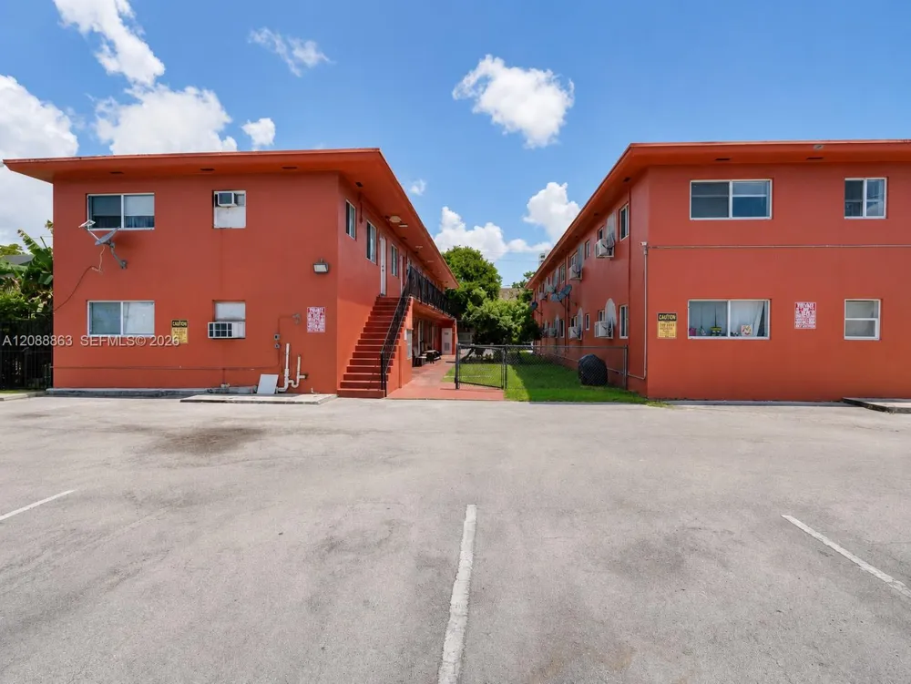 500 SW 3rd St Miami, FL 33130