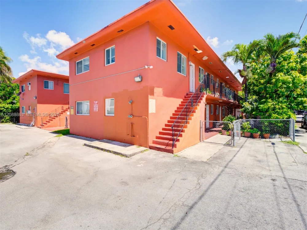 500 SW 3rd St Miami, FL 33130