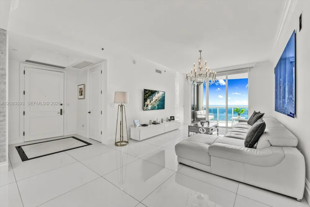 15901 Collins Ave #1606 Sunny Isles Beach, FL 33160