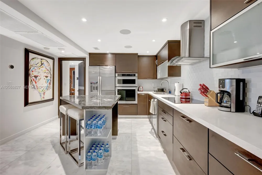 2301 Collins Ave #307 Miami Beach, FL 33139
