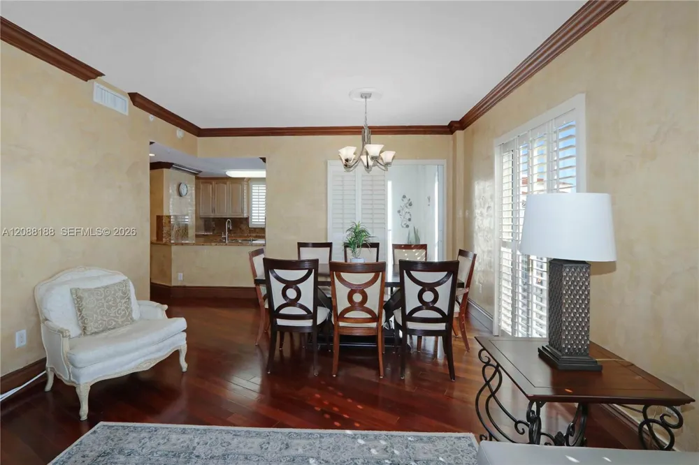 10 Aragon Ave #1216 Coral Gables, FL 33134