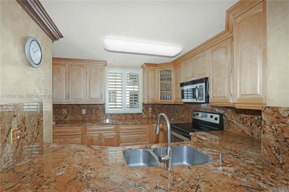 10 Aragon Ave #1216 Coral Gables, FL 33134