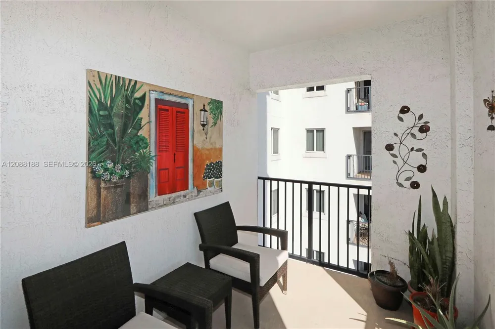 10 Aragon Ave #1216 Coral Gables, FL 33134
