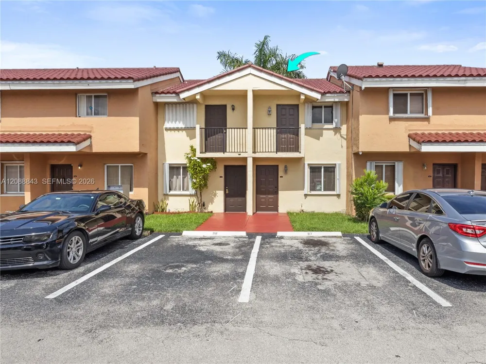 560 NW 82nd Pl #306 Miami, FL 33126