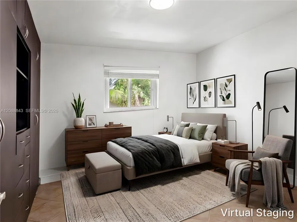 560 NW 82nd Pl #306 Miami, FL 33126