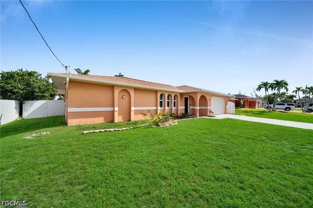 SW 39th Street Cape Coral, FL 33914