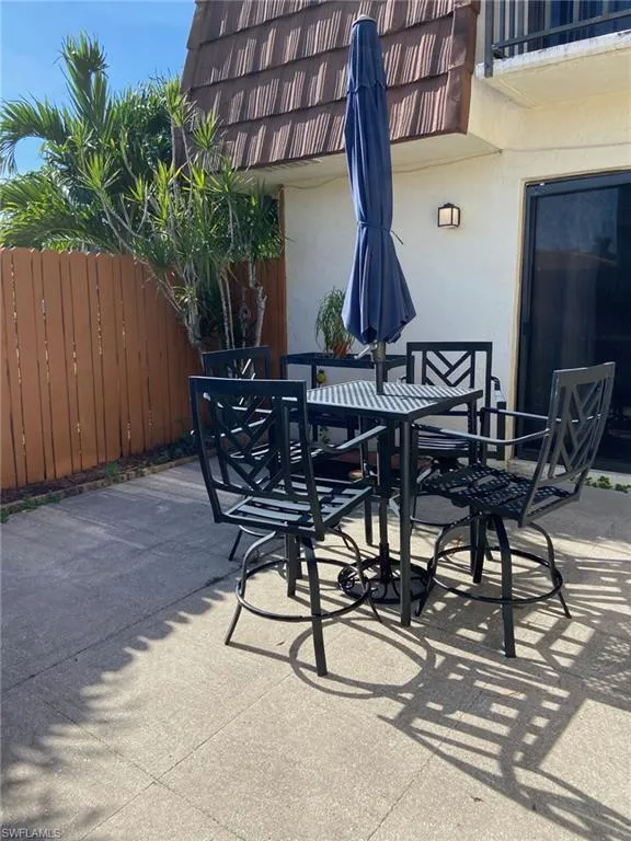 1442 Park Shore Circle #1 Fort Myers, FL 33901