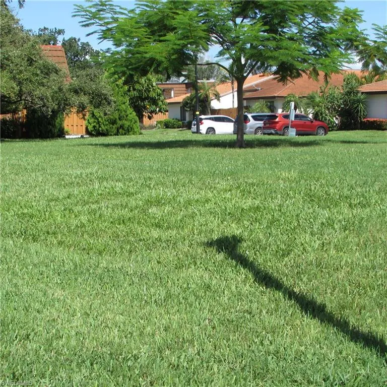 1442 Park Shore Circle #1 Fort Myers, FL 33901