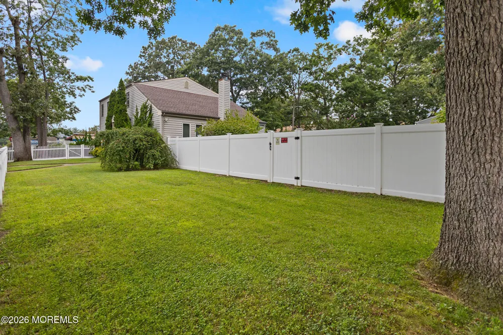 2126 Dorothy Road Toms River, NJ 08753