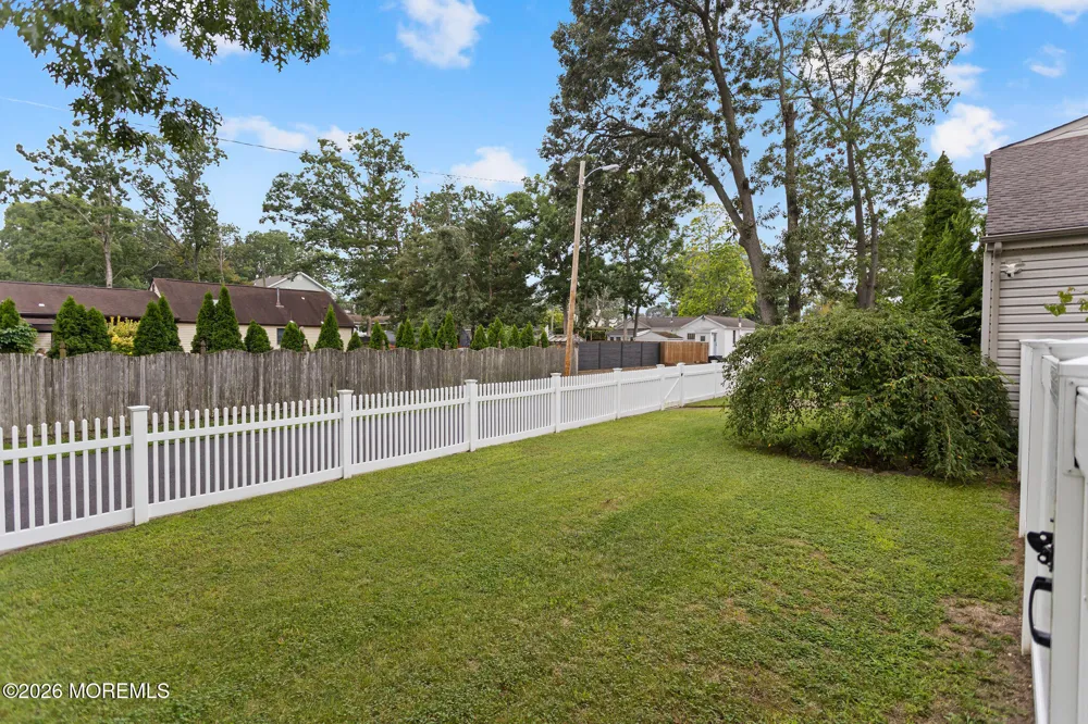 2126 Dorothy Road Toms River, NJ 08753