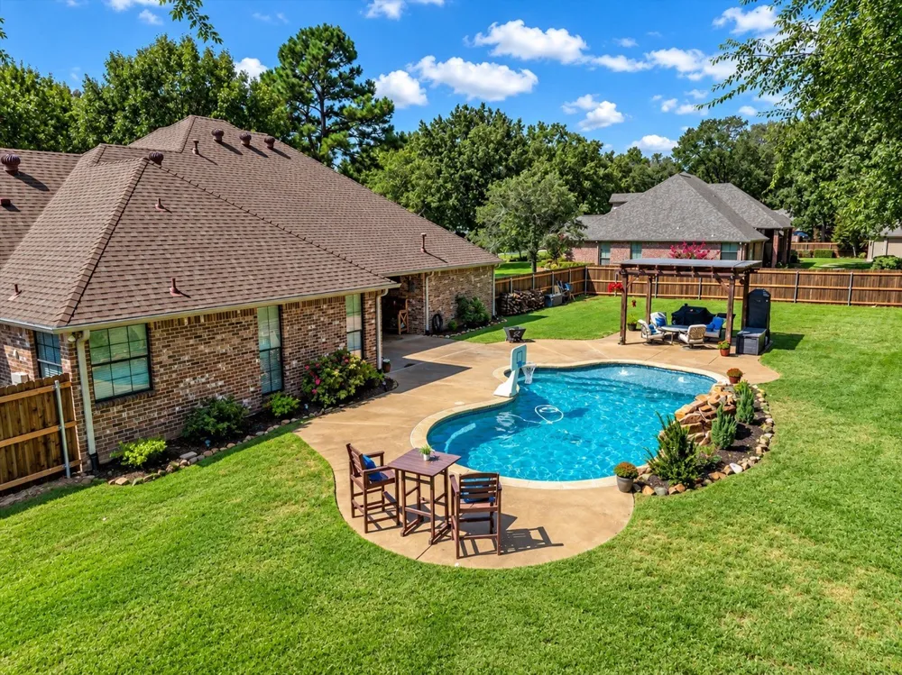 13630 Karah Lane Lindale, TX 75771