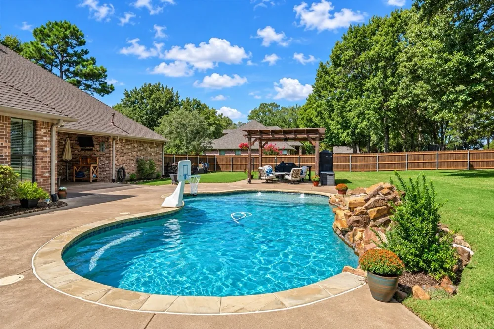 13630 Karah Lane Lindale, TX 75771