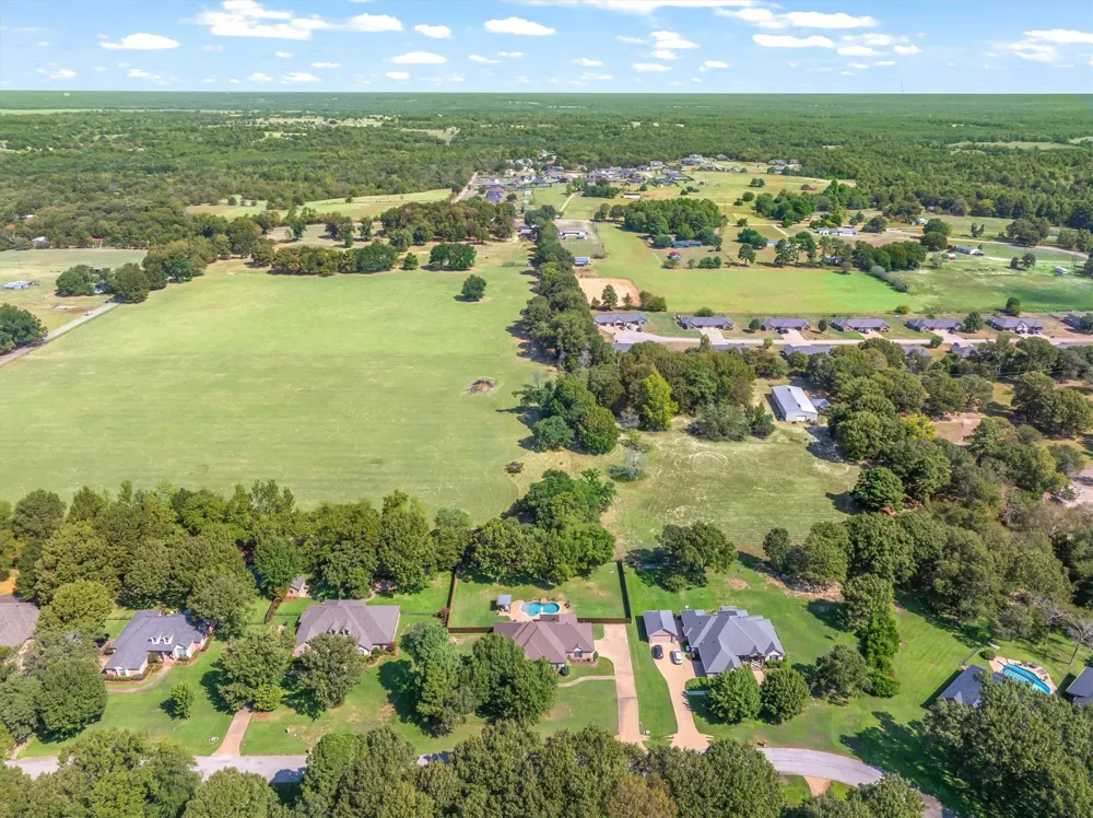 13630 Karah Lane Lindale, TX 75771