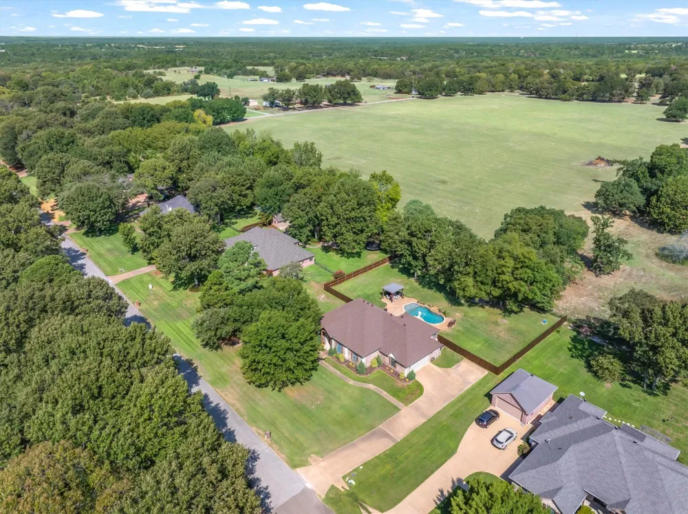 13630 Karah Lane Lindale, TX 75771