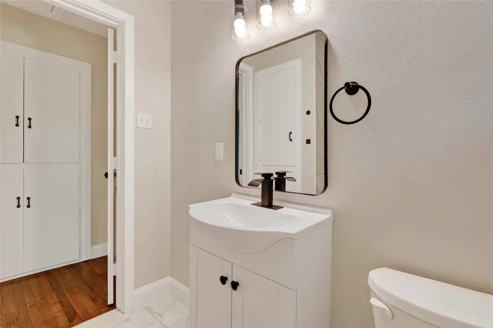 603 Warren Street Mesquite, TX 75149