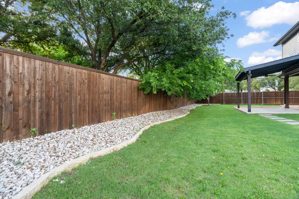 7129 Feather Crest Lane North Richland Hills, TX 76182