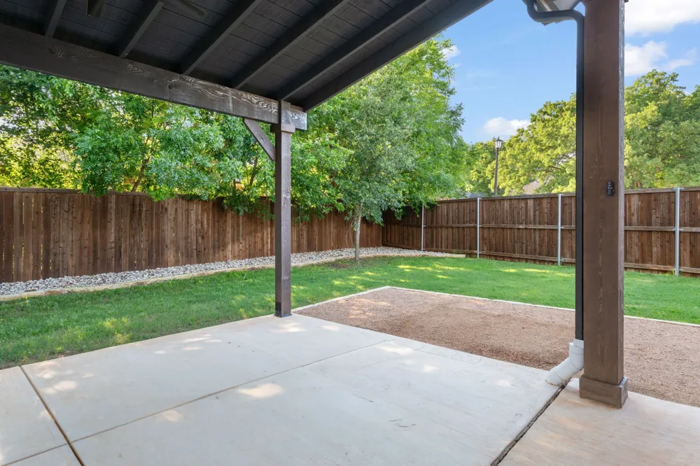 7129 Feather Crest Lane North Richland Hills, TX 76182