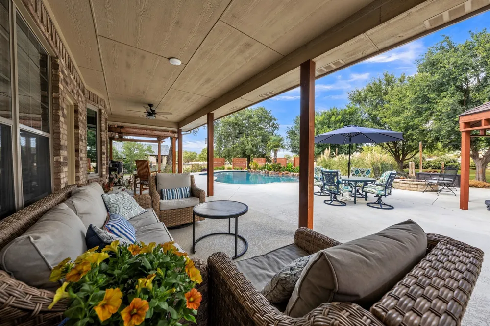 2116 Wood Duck Lane Granbury, TX 76049