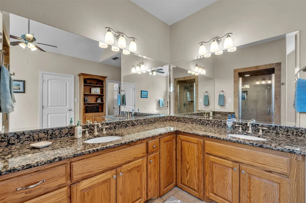 2116 Wood Duck Lane Granbury, TX 76049