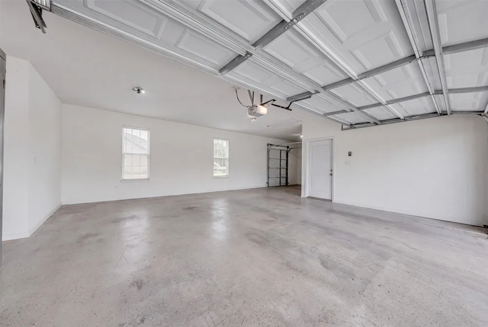 2116 Wood Duck Lane Granbury, TX 76049