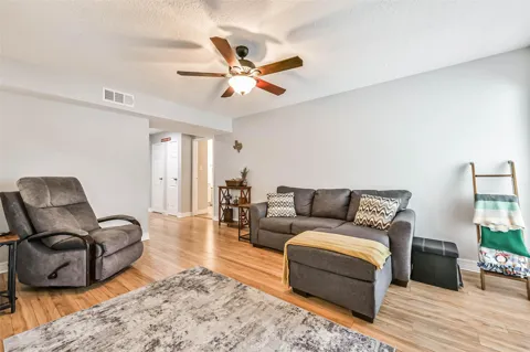 7600 Emmett F Lowry Expressway #904