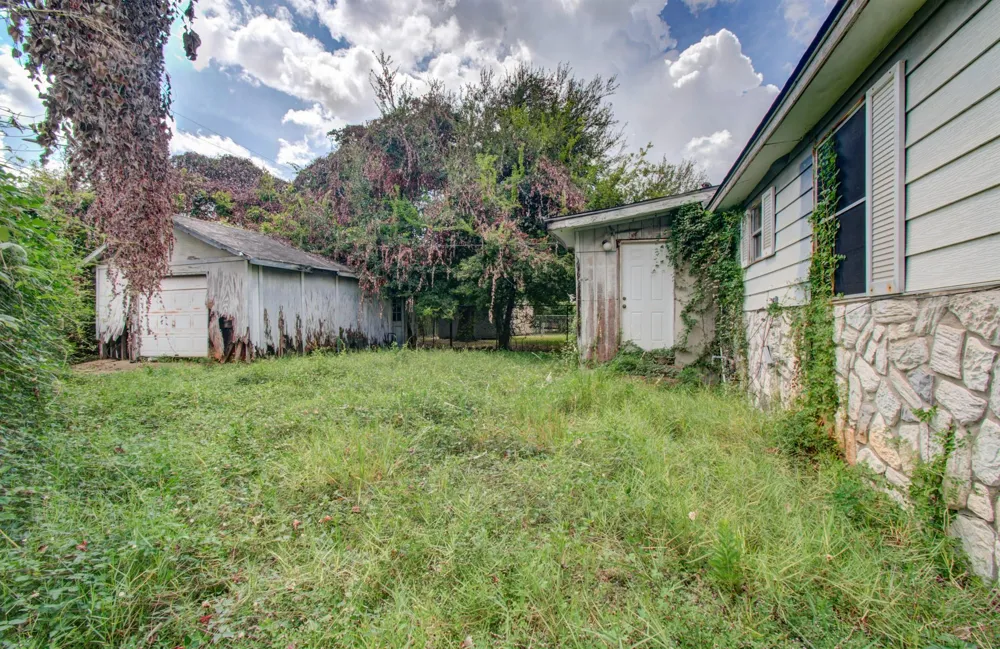 162 Calloway Street Houston, TX 77029