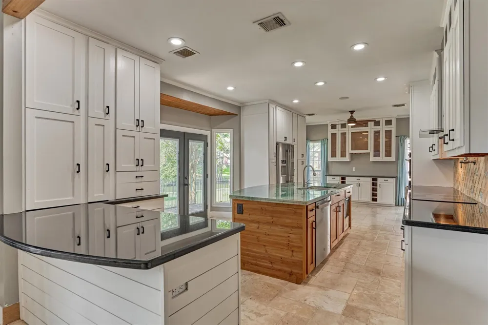 8710 Cross Country Drive Humble, TX 77346