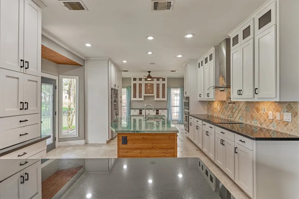 8710 Cross Country Drive Humble, TX 77346