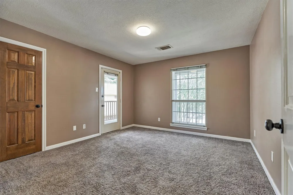 8710 Cross Country Drive Humble, TX 77346