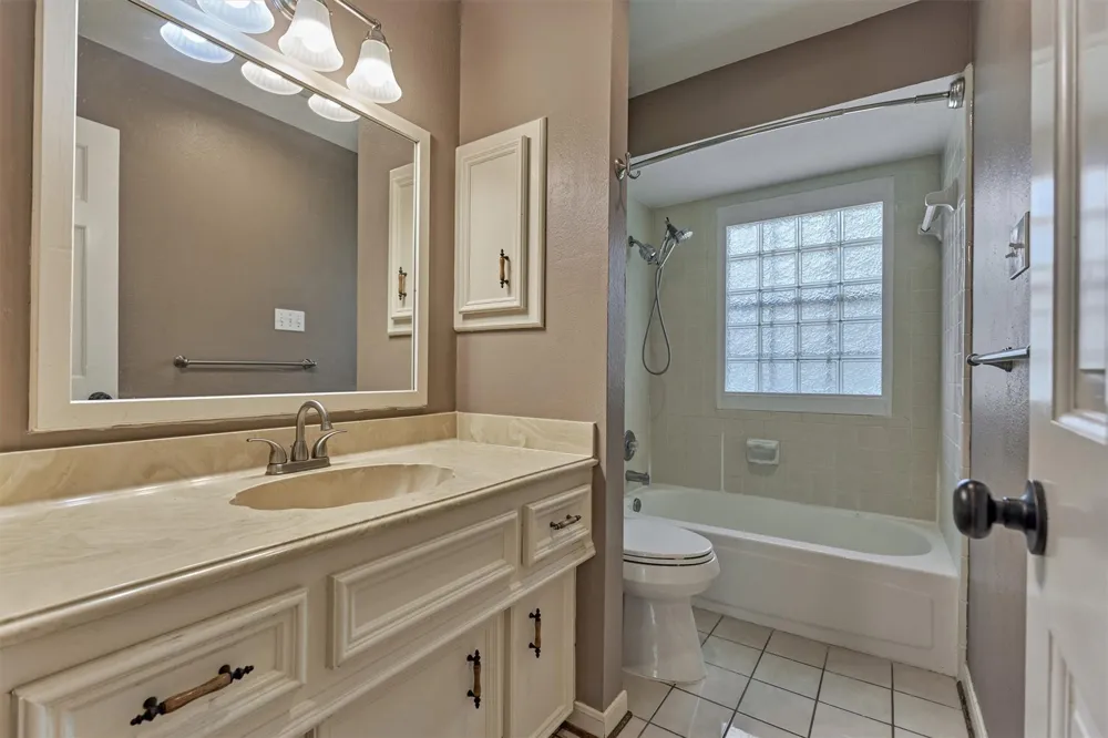 8710 Cross Country Drive Humble, TX 77346