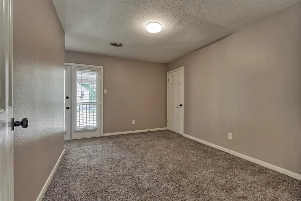 8710 Cross Country Drive Humble, TX 77346