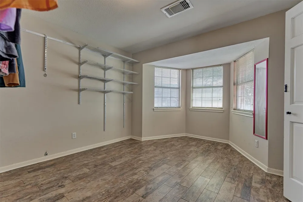 8710 Cross Country Drive Humble, TX 77346