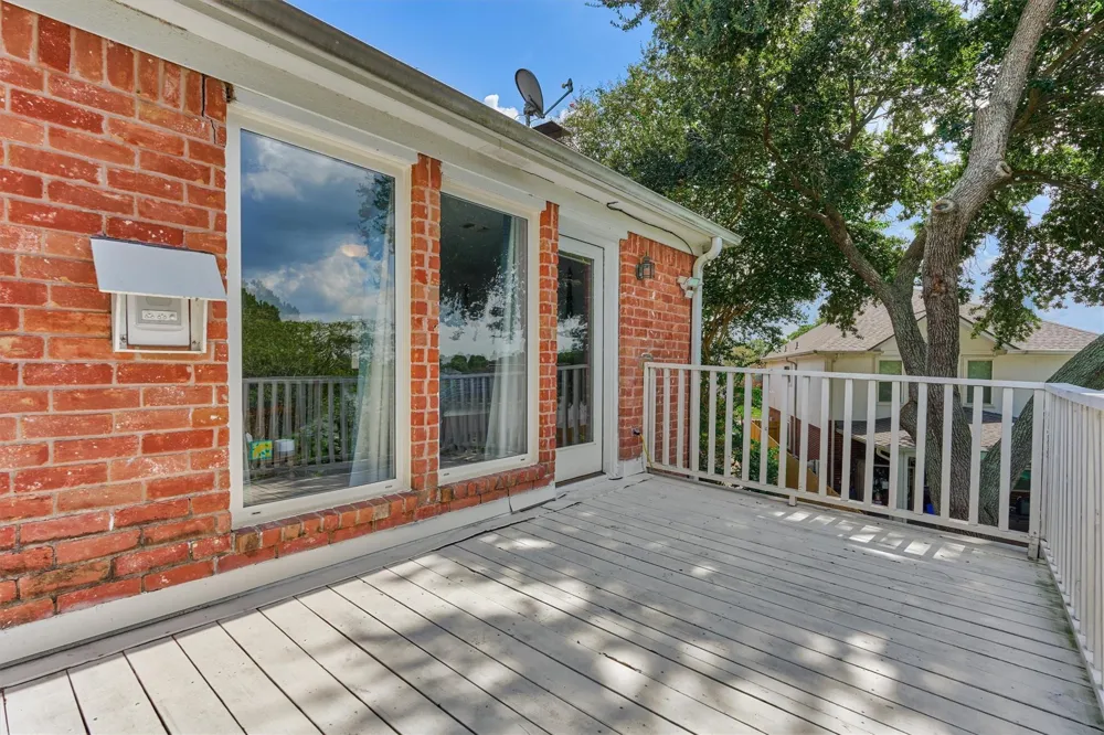 8710 Cross Country Drive Humble, TX 77346